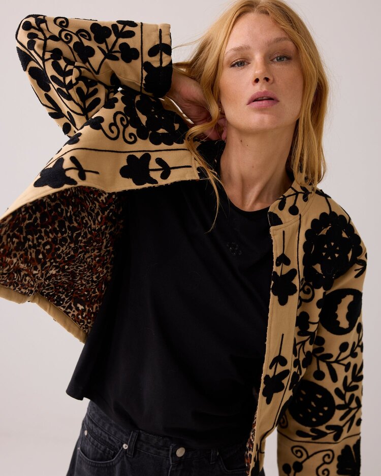 Summum Woman Jacket suzani embro alpaca Summum Woman