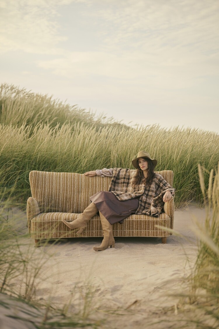 Cream CROms cape brown check Cream