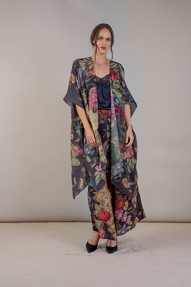 One Hundred Stars Wool Throwover Primula Black One Hundred Stars