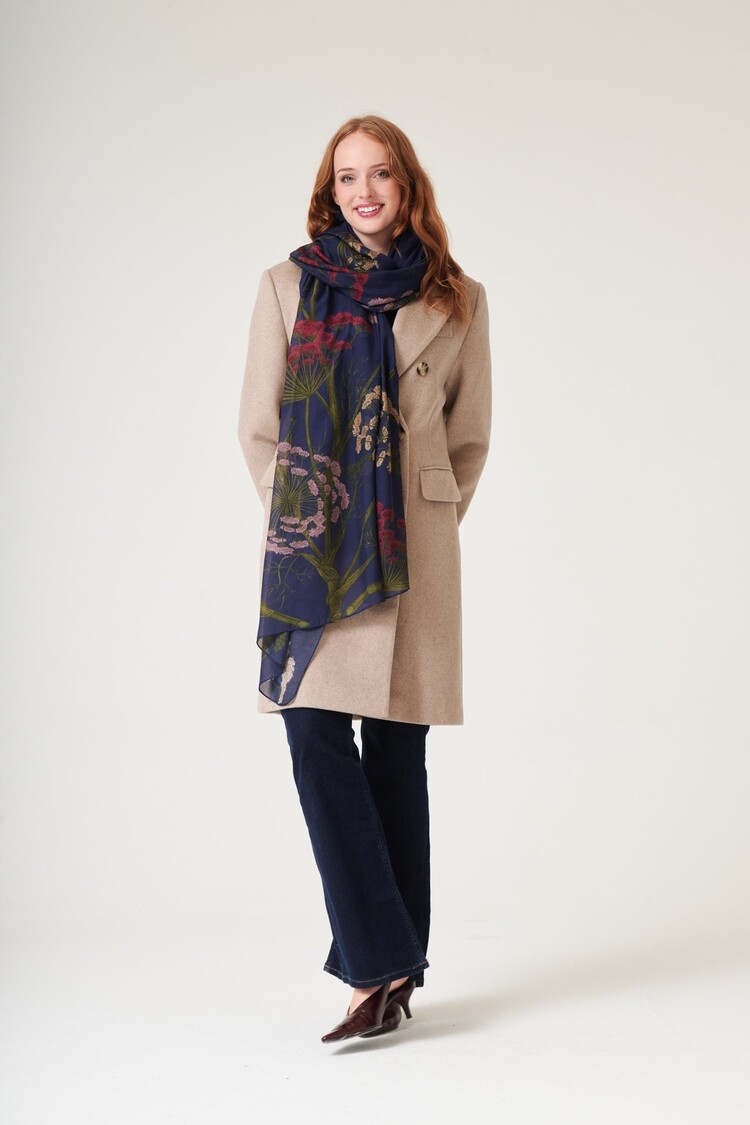 Scarf Parsley Seed Navy One Hundred Stars