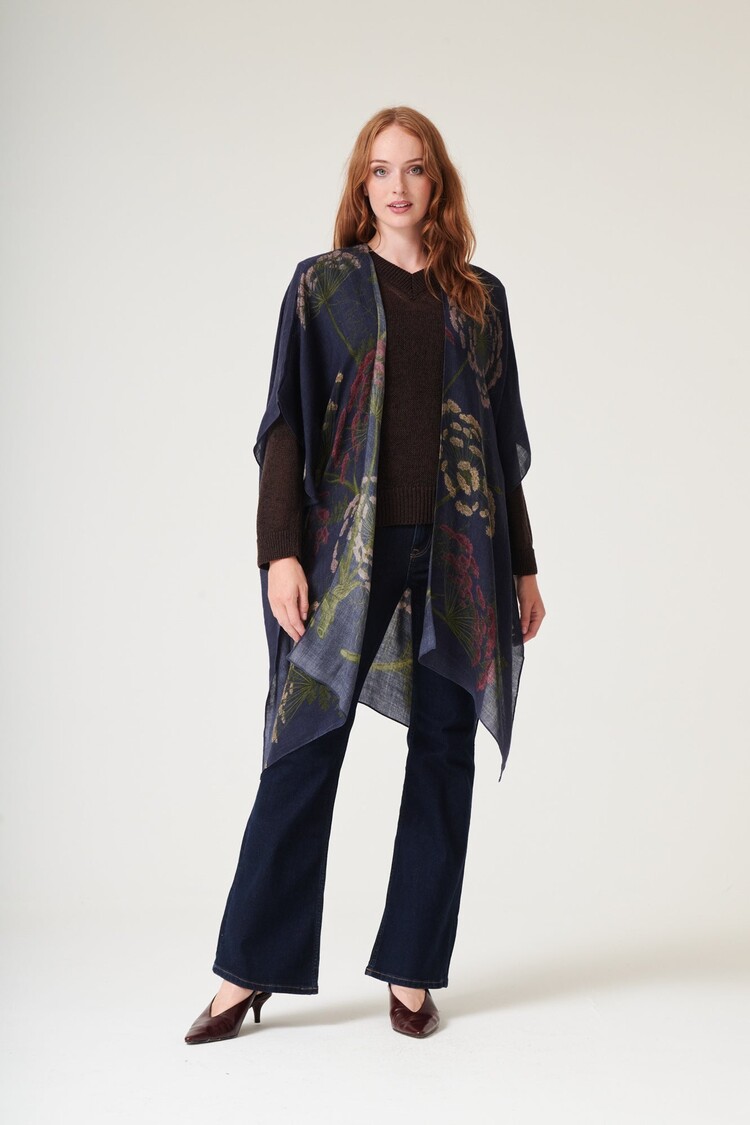 One Hundred Stars Wool Throwover Parsley Seed Navy One Hundred Stars