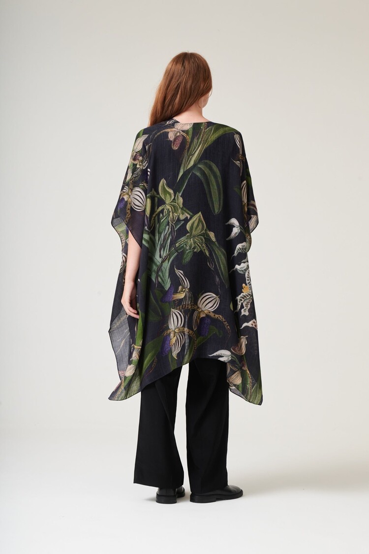 One Hundred Stars Wool Throwover Orchid Black One Hundred Stars