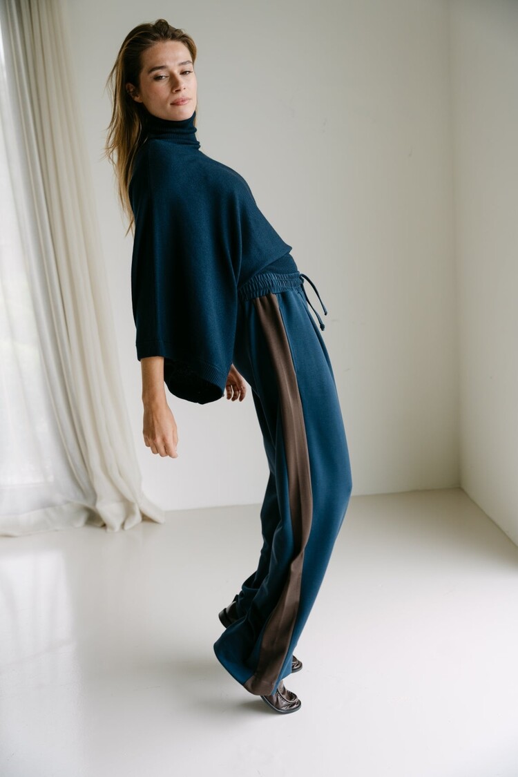 Aímée the label NeroA5 sweater navy Aimee the Label