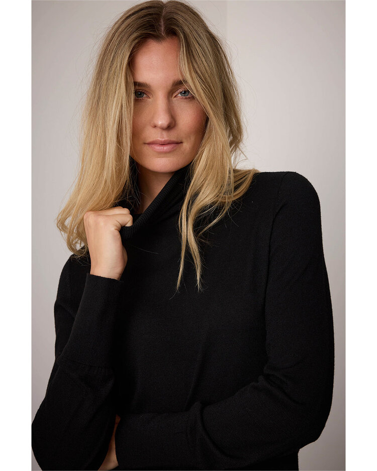 Corel Amsterdam Thamar rollneck pullover black Corel