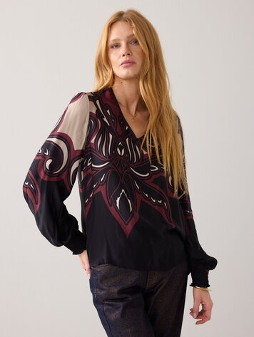 Top v neck ornament print multicolour