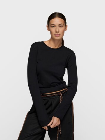 Slim long sleeve tee black