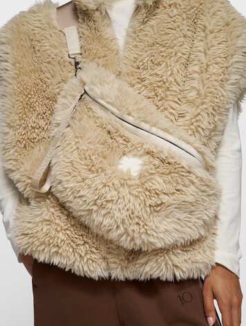 10DAYS Fluffy cross body bag pearl