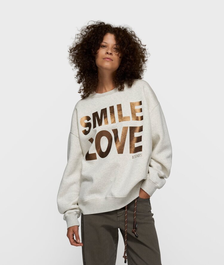 Statement sweater smile love soft white melee 10Days