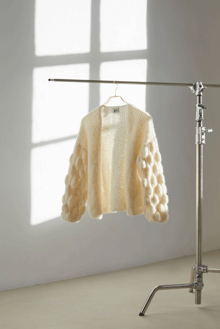 Inti Knitwear Gaby cardigan marfil Inti Knitwear