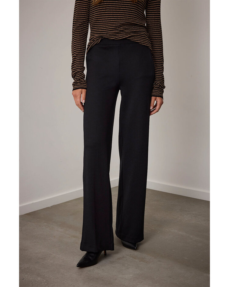 Corel Amsterdam Boa flare pants uni sport black Corel