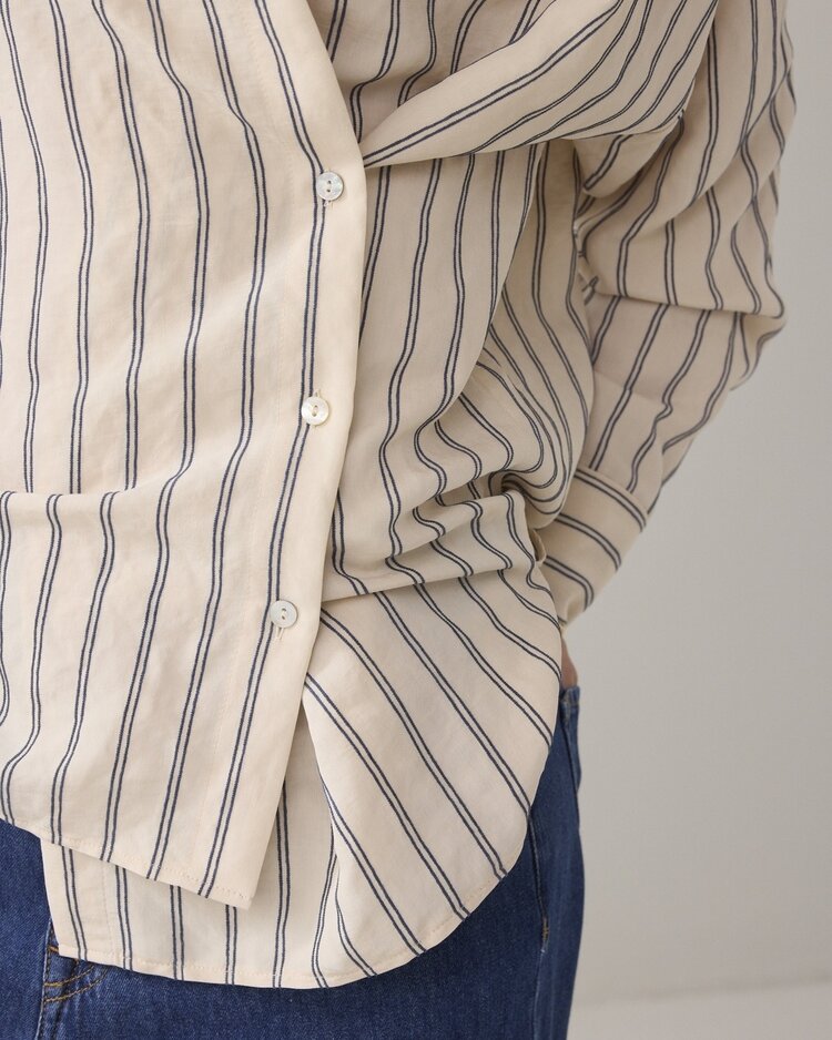 Summum Woman Blouse adjustible chenille stripe ivory midnight blue Summum Woman