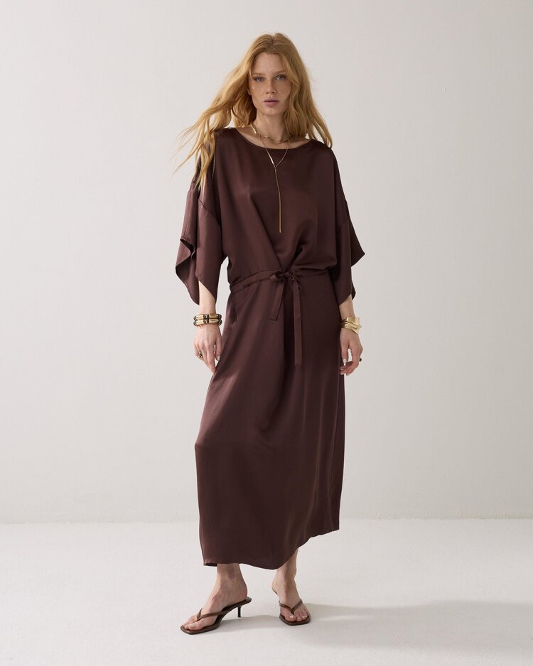 Summum Woman Dress heavy silky touch coffee Summum Woman
