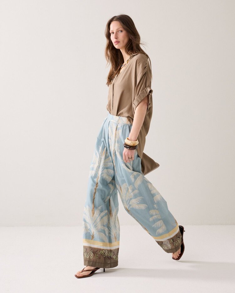 Summum Woman Trousers palmtree print glacier blue Summum Woman