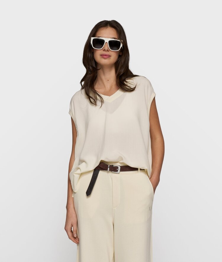 10DAYS V-neck top viscose soft vanilla 10Days