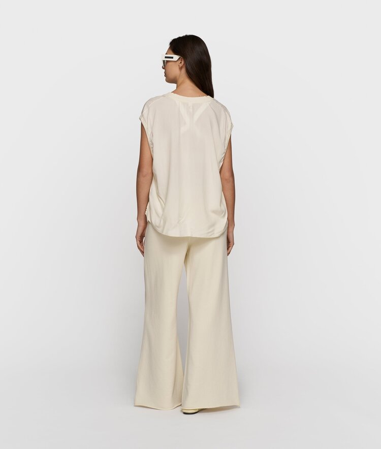 10DAYS V-neck top viscose soft vanilla 10Days