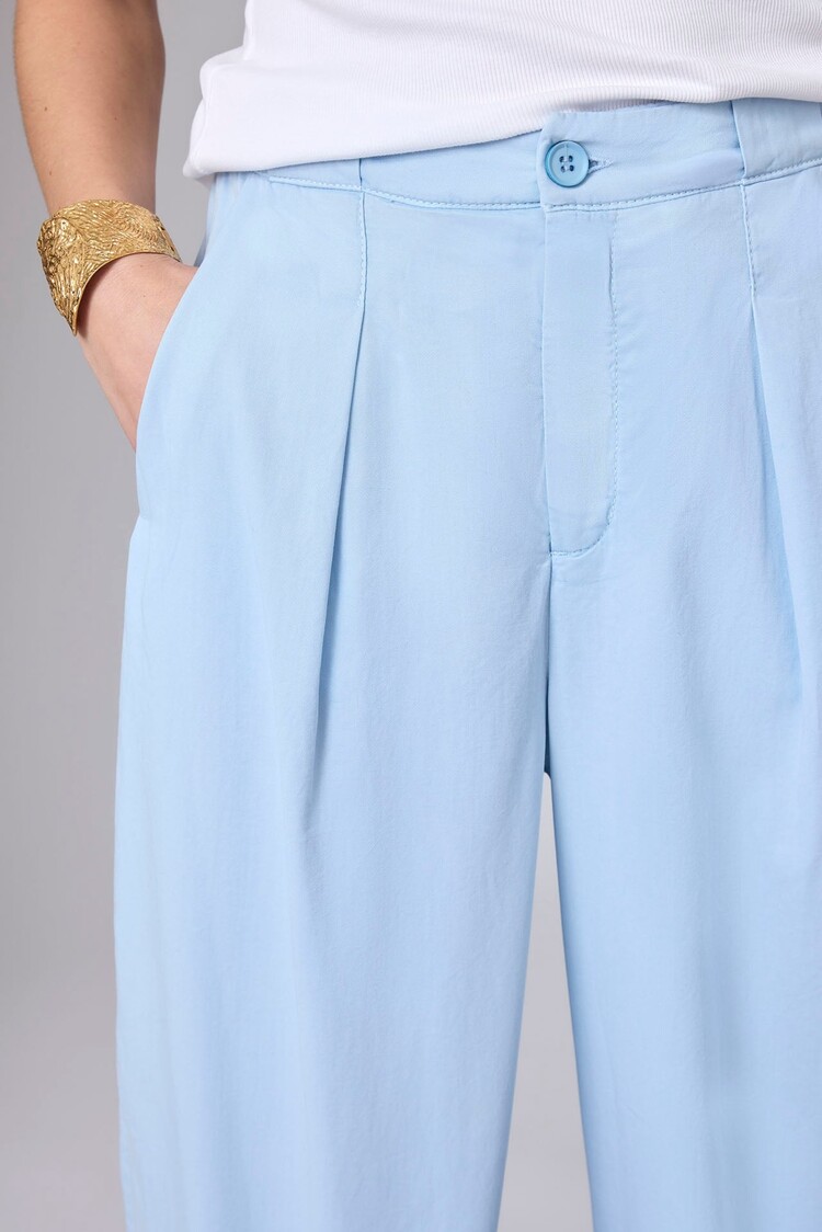 Corel Amsterdam Ella pants wide jeans soft sky blue Corel