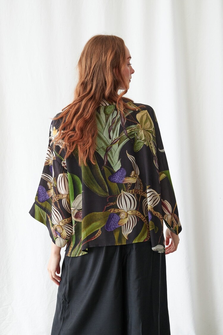 One Hundred Stars Crepe Kimono Orchid Black One Hundred Stars