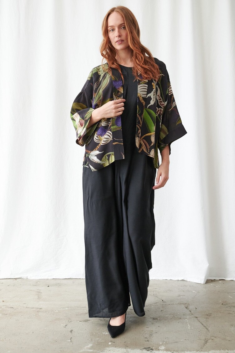 One Hundred Stars Crepe Kimono Orchid Black One Hundred Stars