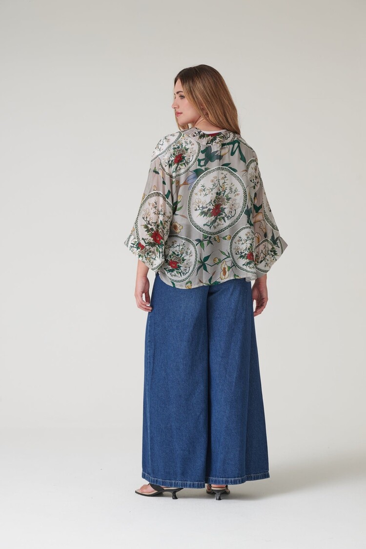 One Hundred Stars Kimono Magnolia Plates Putty One Hundred Stars