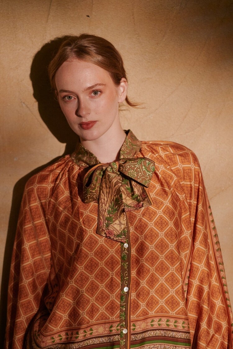 One Hundred Stars Pussy Bow Blouse Amulet Gold One Hundred Stars