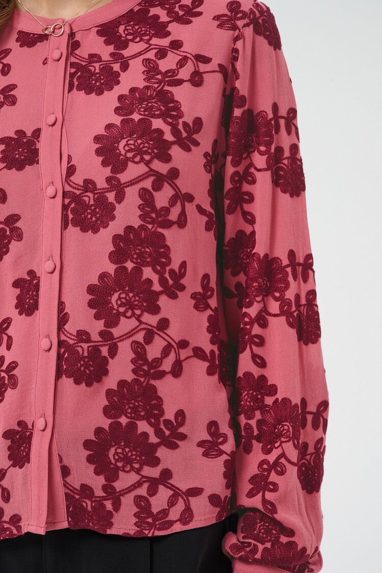 Cream CRRuby blouse mauvewood with Cabernet flower Cream