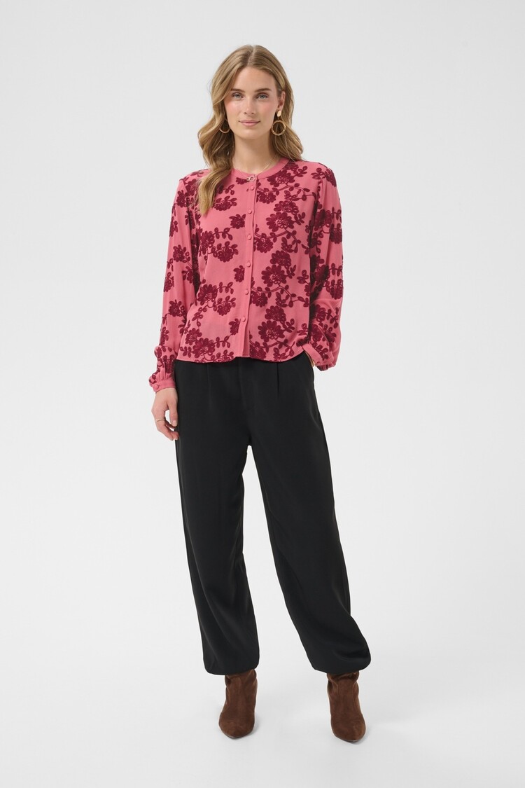 Cream CRRuby blouse mauvewood with Cabernet flower Cream