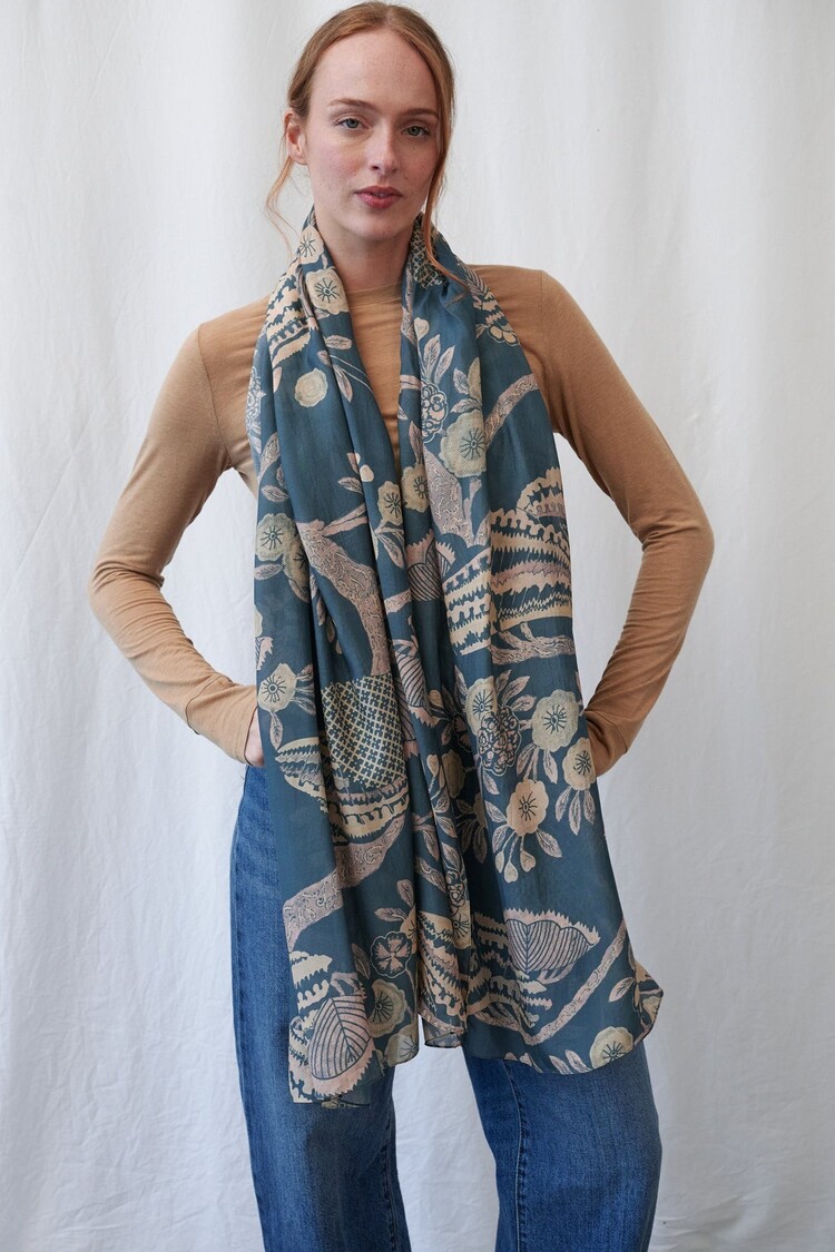 One Hundred Stars Scarf Rosa Blue One Hundred Stars
