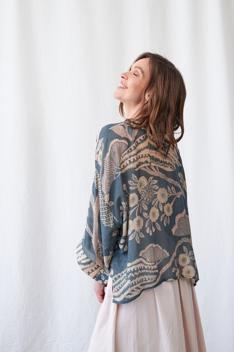 One Hundred Stars Kimono Rosa Blue One Hundred Stars