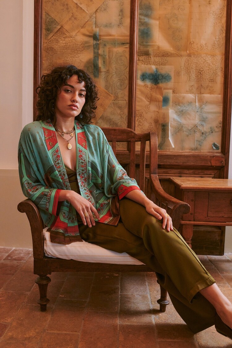 One Hundred Stars Kimono Fleur de Lys Aqua  One Hundred Stars