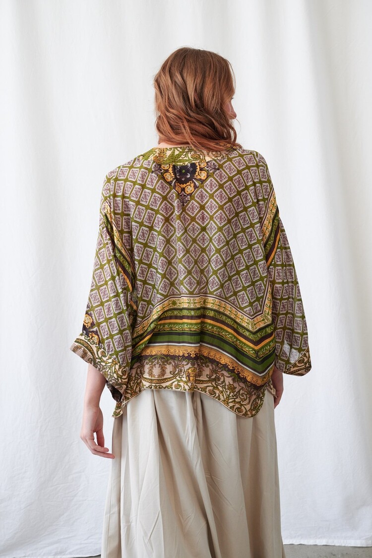 One Hundred Stars Kimono Amulet Green One Hundred Stars