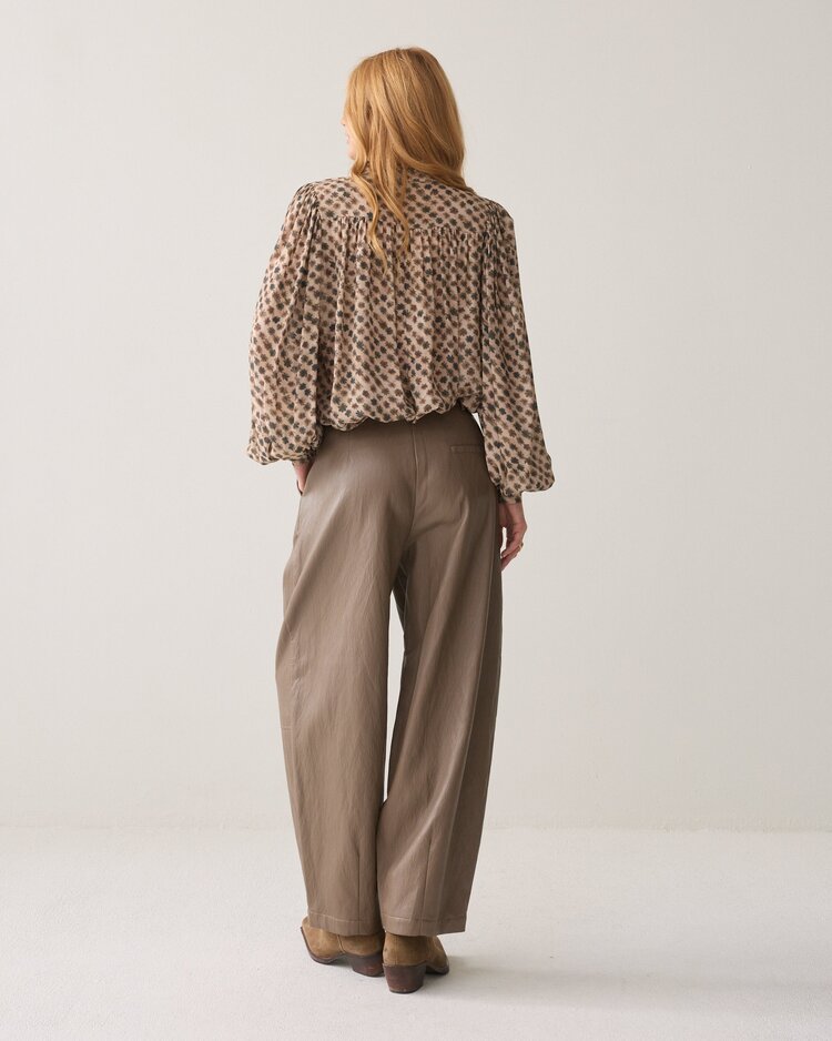 Summum Woman Balloon trousers soft faux leather light taupe Summum Woman
