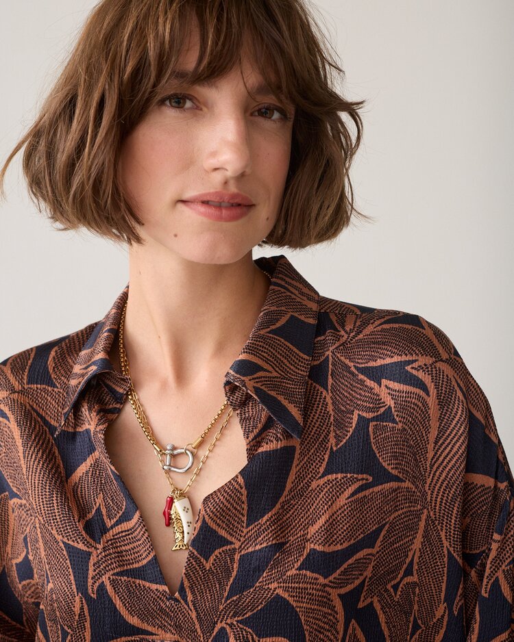 Summum Woman Top abstract flowers midnight blue Summum Woman