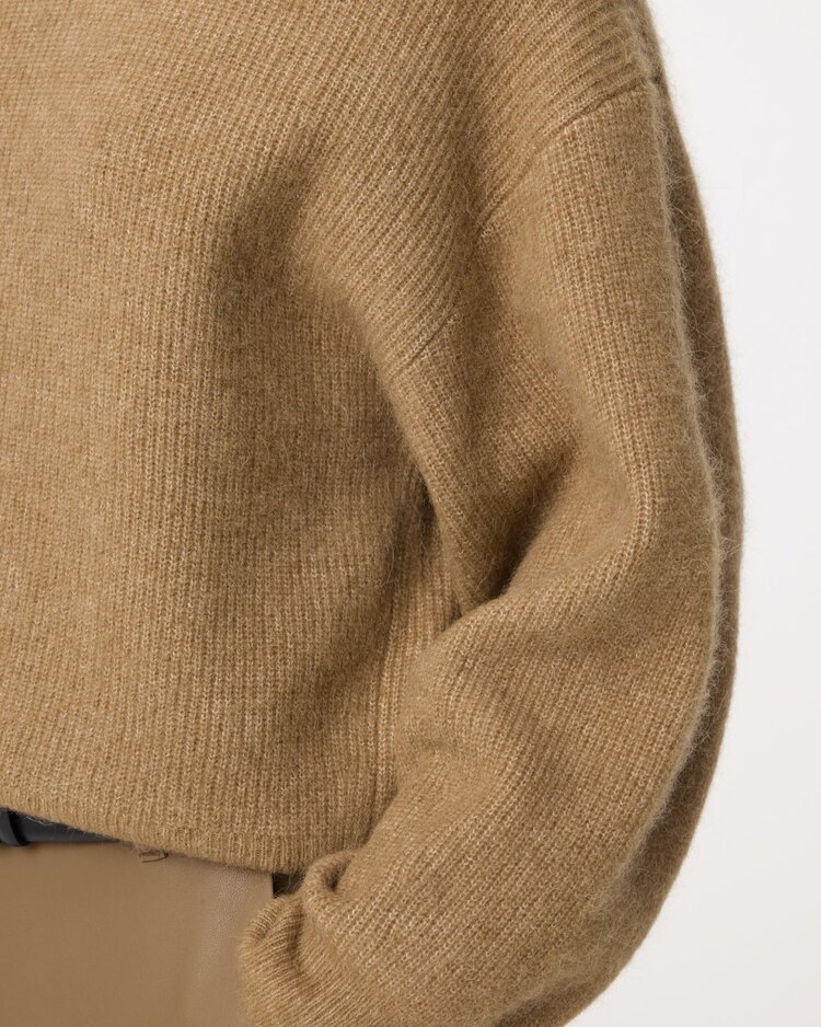 Knit-ted Cechi pullover hazel Knit-ted