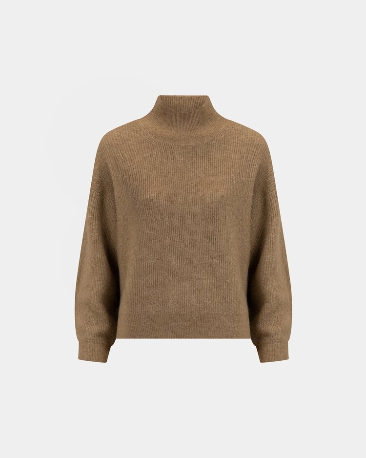 Knit-ted Cechi pullover hazel Knit-ted
