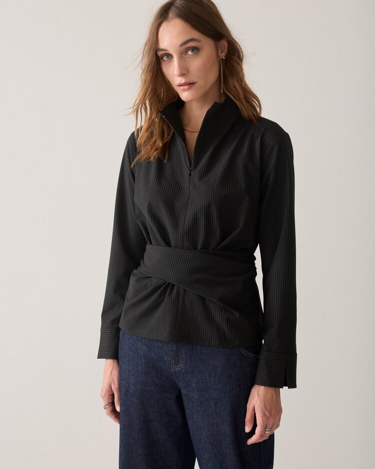Summum Woman Top pinstripe black Summum Woman