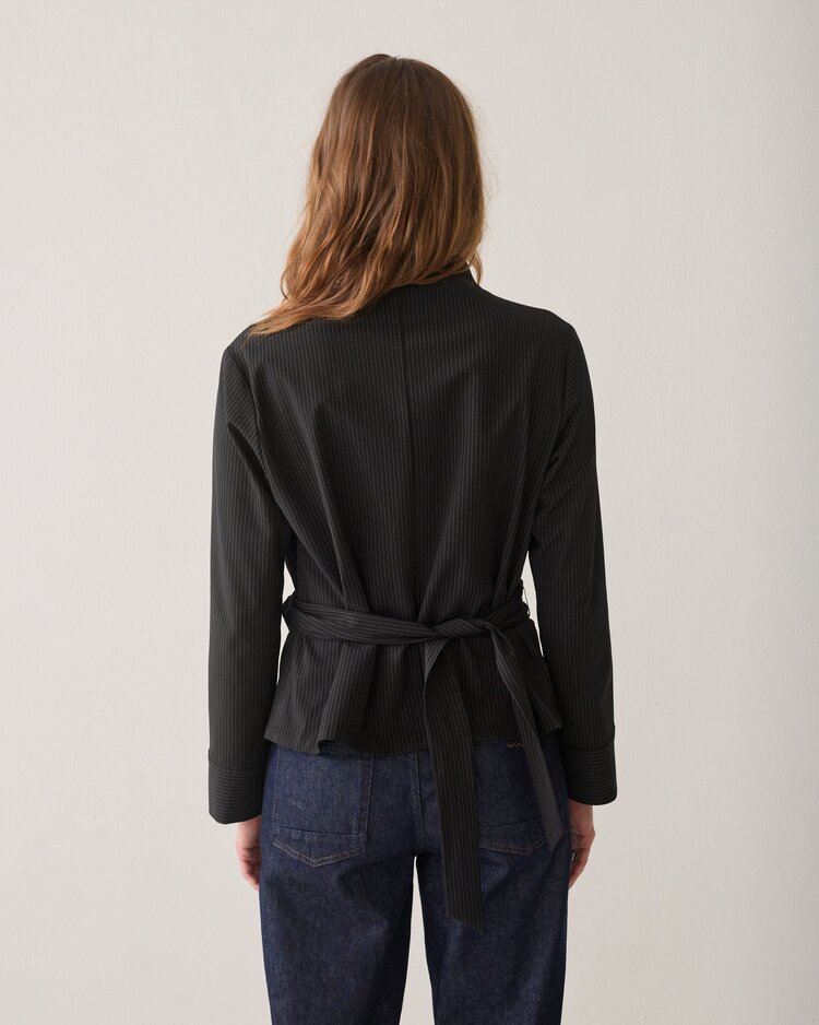 Summum Woman Top pinstripe black Summum Woman