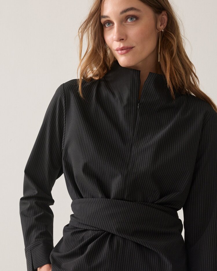 Summum Woman Top pinstripe black Summum Woman