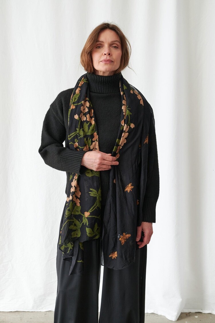 One Hundred Stars Scarf Wisteria Black One Hundred Stars