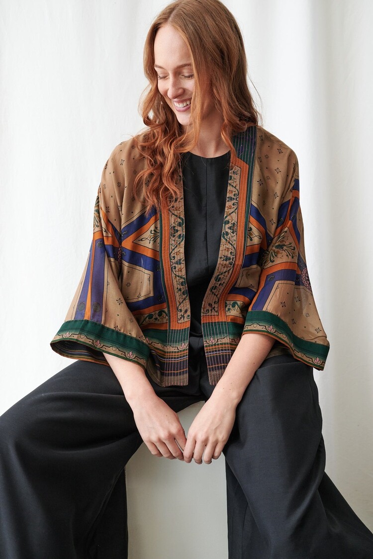 One Hundred Stars Kimono Fleur de Lys Sand One Hundred Stars