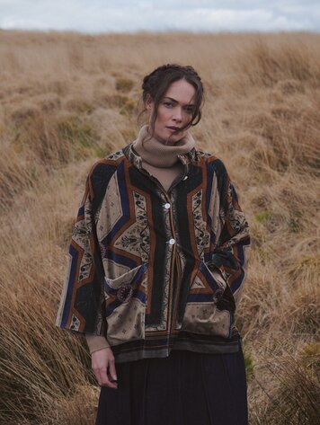 One Hundred Stars Velvet Jacket Fleur de Lys Sand
