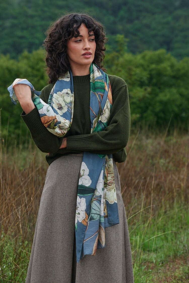 One Hundred Stars Scarf Rhodoleia Blue One Hundred Stars