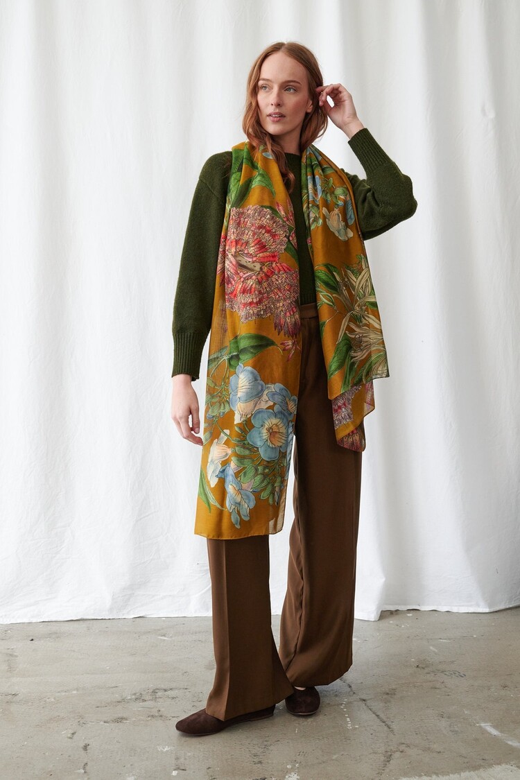One Hundred Stars Scarf Rhodoleia Gold One Hundred Stars