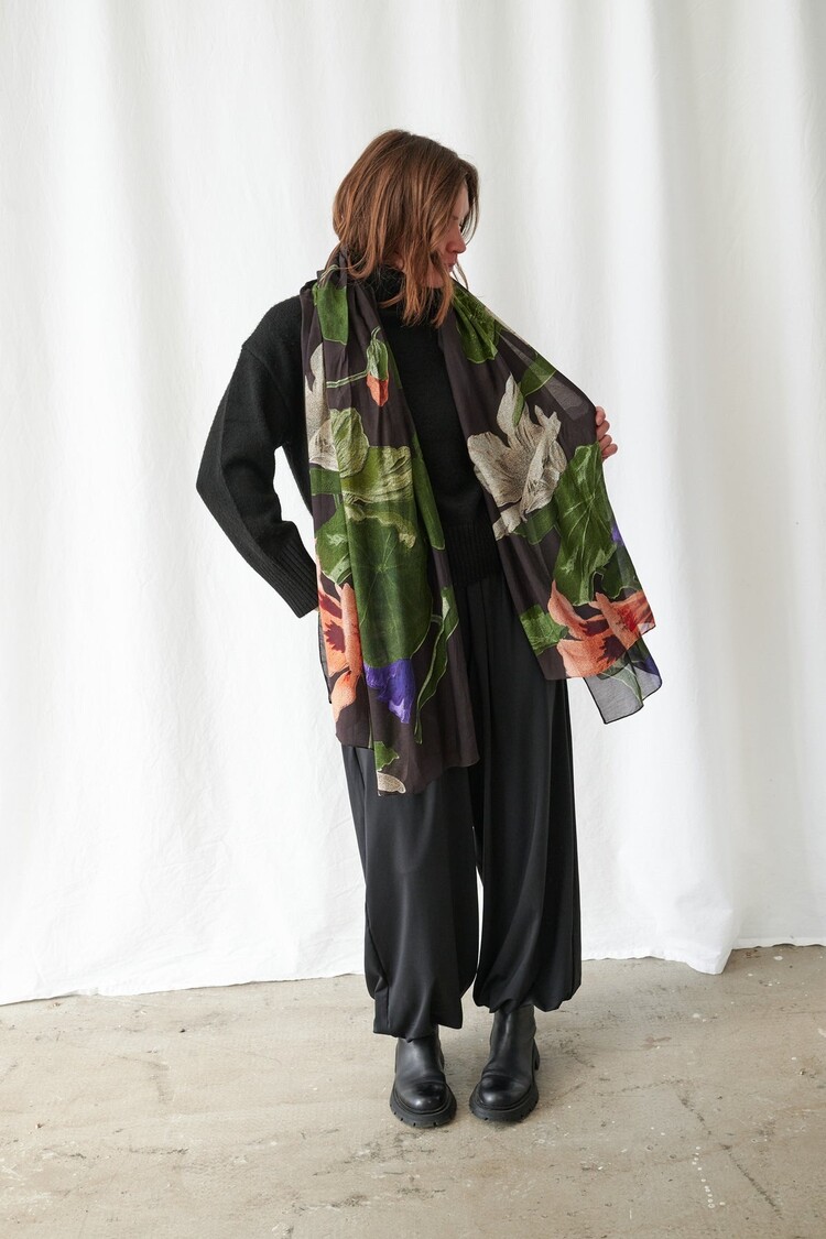 One Hundred Stars Scarf Nasturtium Black One Hundred Stars