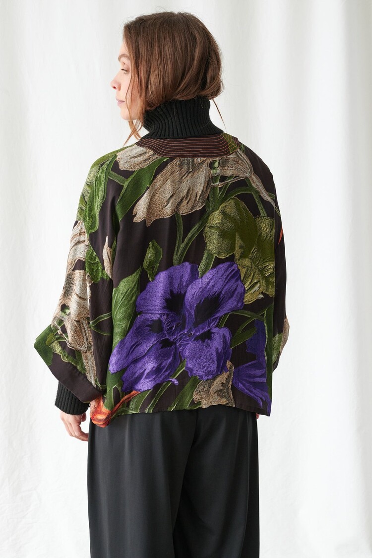 One Hundred Stars Kimono Nasturtium Black One Hundred Stars