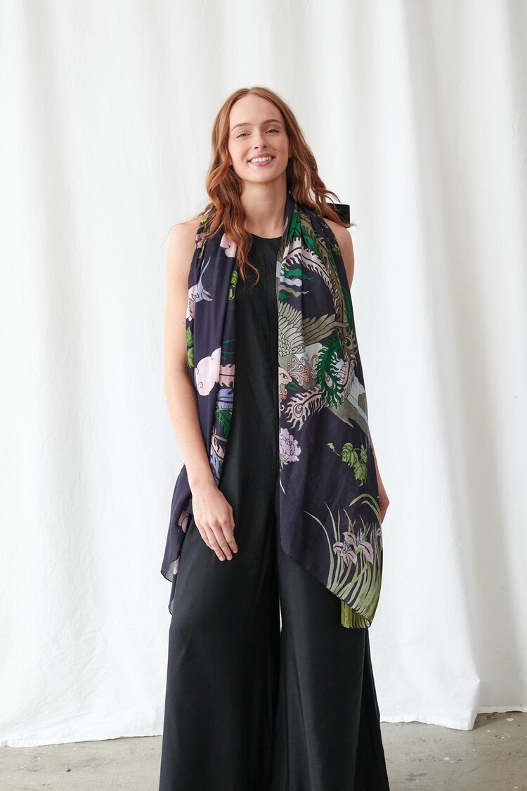 One Hundred Stars Scarf Phoenix Black One Hundred Stars