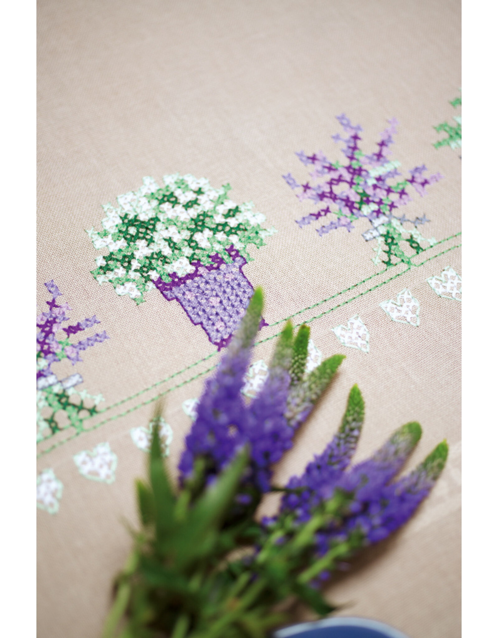 Vervaco Vervaco Borduurpakket tafelkleed Lavendel 80x80cm