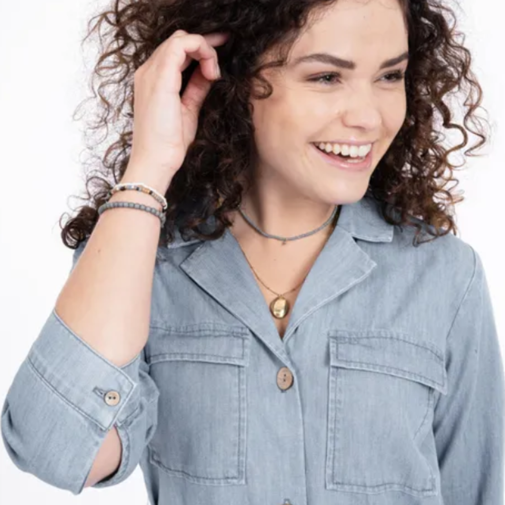 ZUSSS ZUSSS - Kralenarmbandje rond grijs/blauw