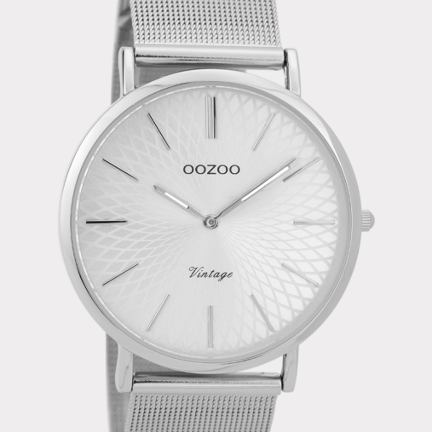 OOZOO OOZOO - Horloge met zilveren meshband