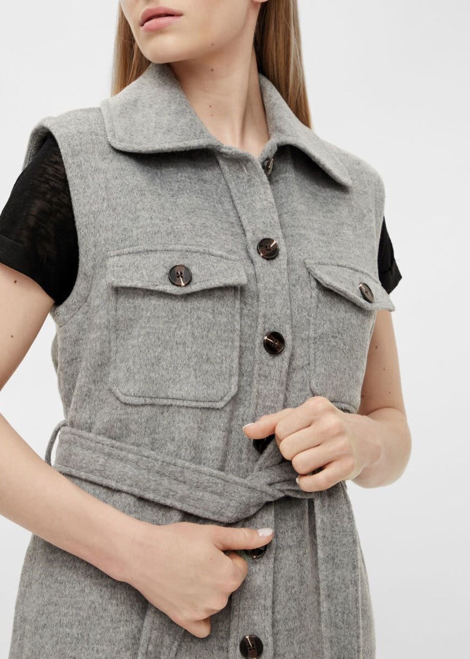 OBJECT OBJECT - Owen Lang mouwloos vest grijs MAAT 40