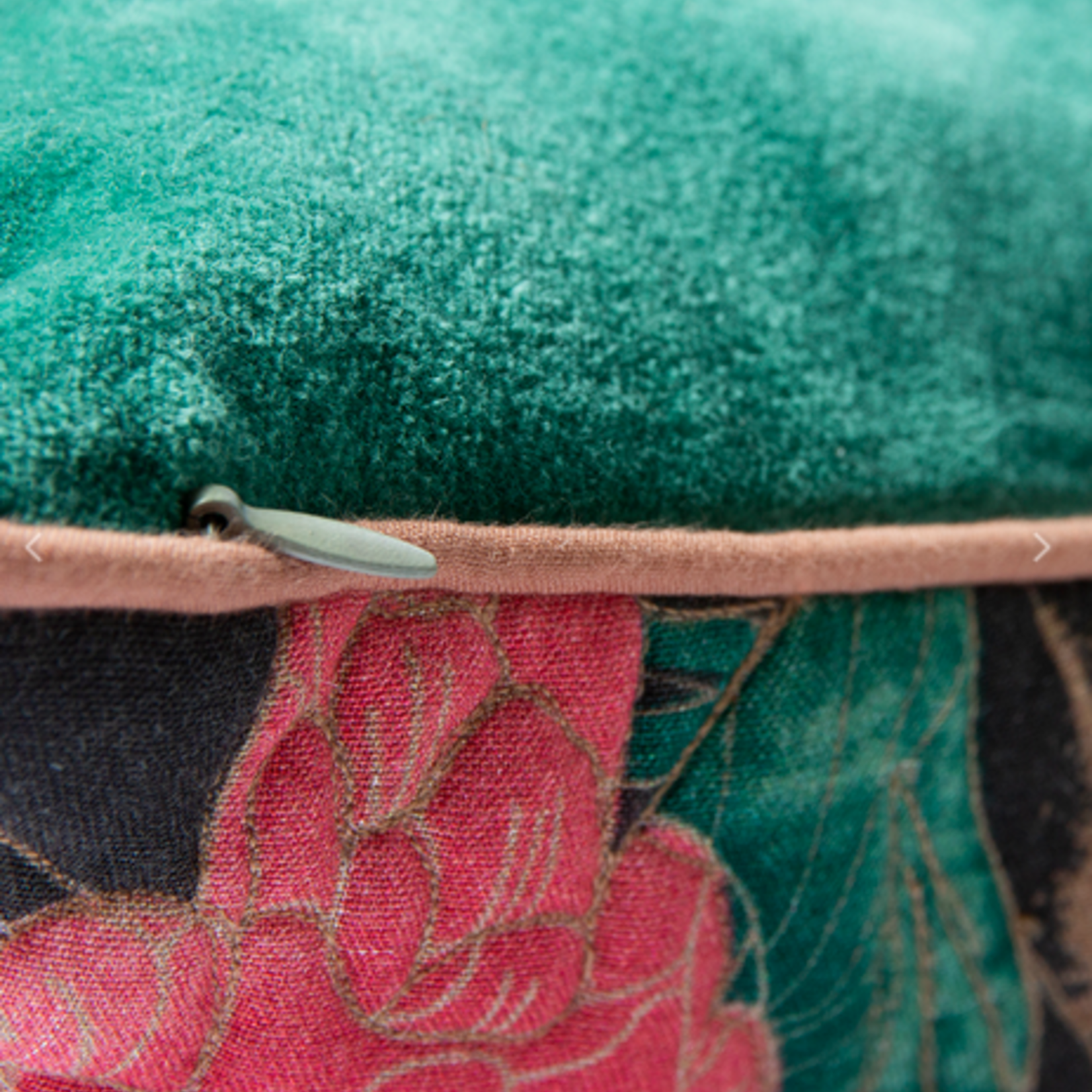 HKLIVING HKLIVING - Kussen for HKLIVING: stitched cushion floral 30x40cm TKU2131